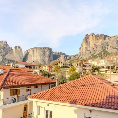 Апартаменты Georgina's Meteora Loft