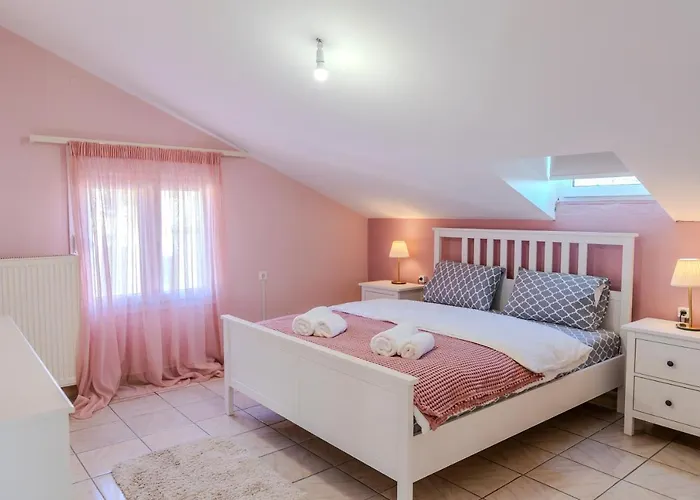 Georgina's Meteora Loft Kalambaka